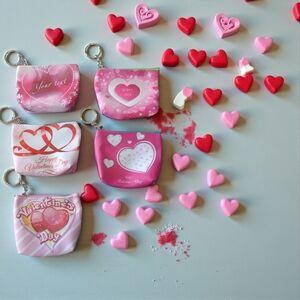 Set of 5 Valentine's Coin Purses! Adorable on their own or to gift small items!